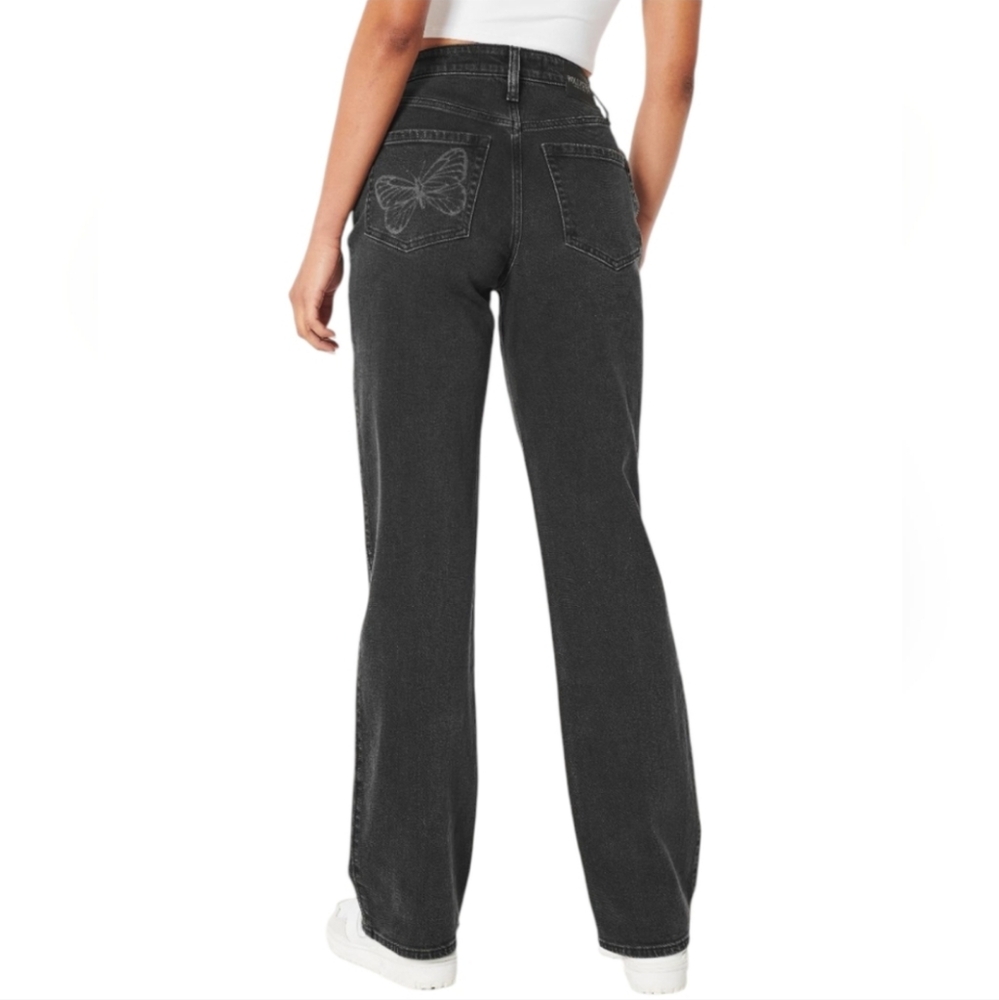 Hollister Butterfly Graphic Dad Jeans High Rise Washed Black 2/26 XS NWT Gen Z